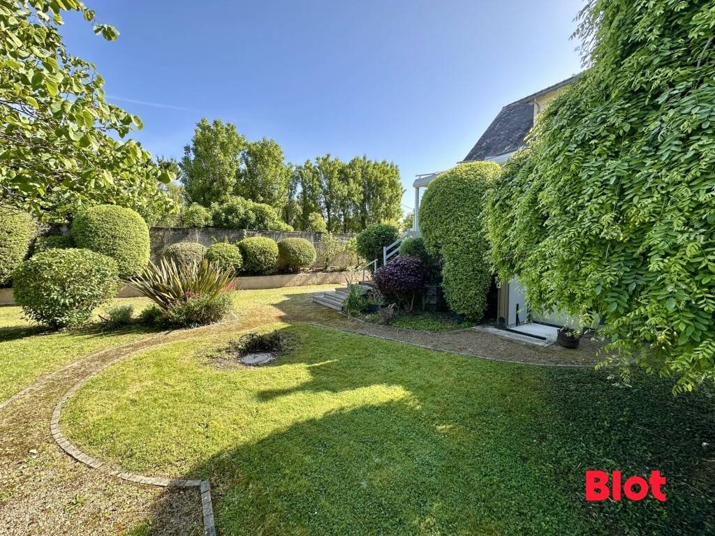 Maison à vendre, 194m², MONTFORT SUR MEU