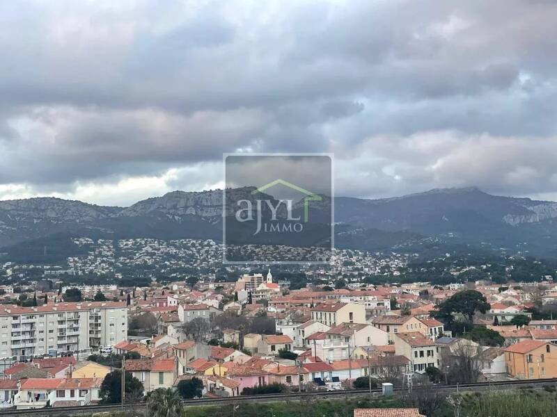 Maison à louer, 65m², TOULON