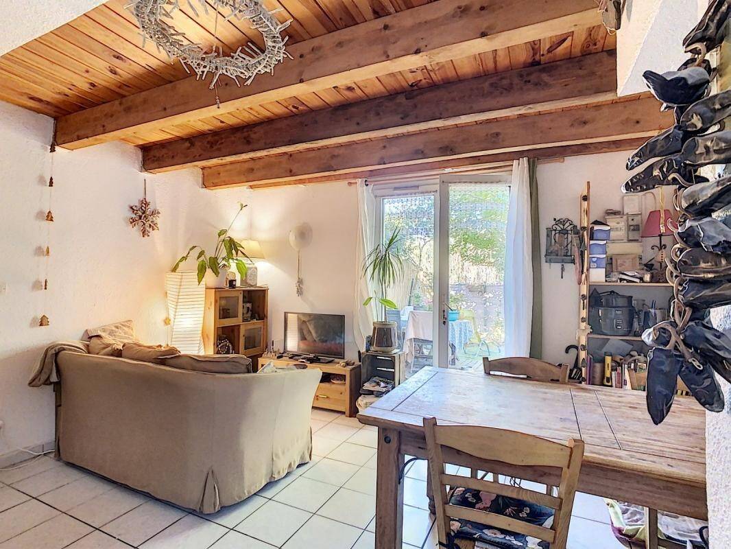 Maison à vendre, 42m², VIC LA GARDIOLE