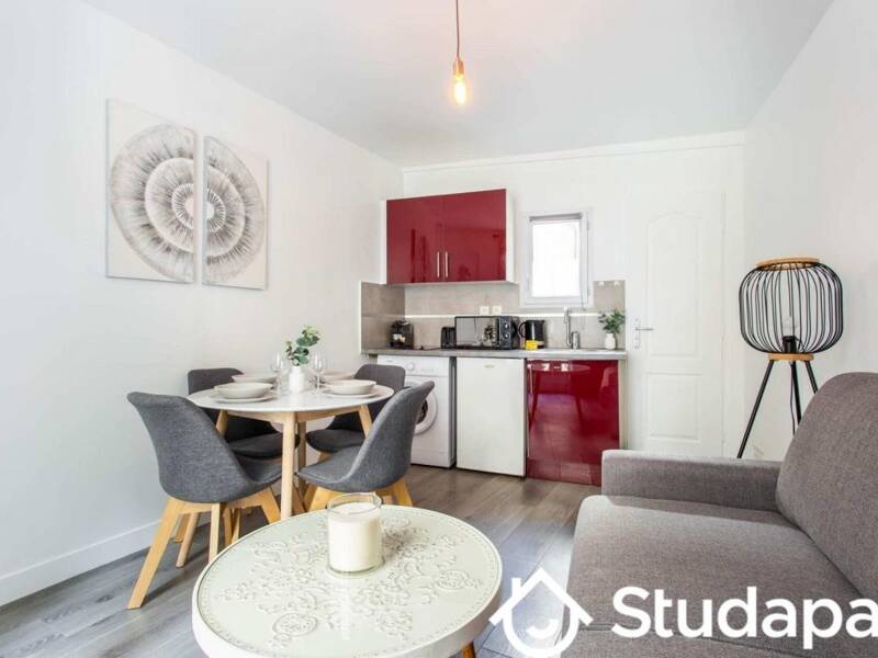 Maison à louer, 35m², PARIS 18E