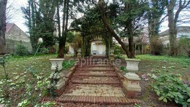 Maison à vendre 431 000 € 10 pièces 7 chambres 238 m² 2 800 m² de terrain Bauvin 59221
