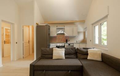 Appartement à louer 2 100 € 3 pièces 2 chambres 61 m² Étage 1/3 Archamps 74160