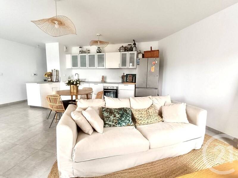 Maison à louer, 66m², MARSEILLE 13E