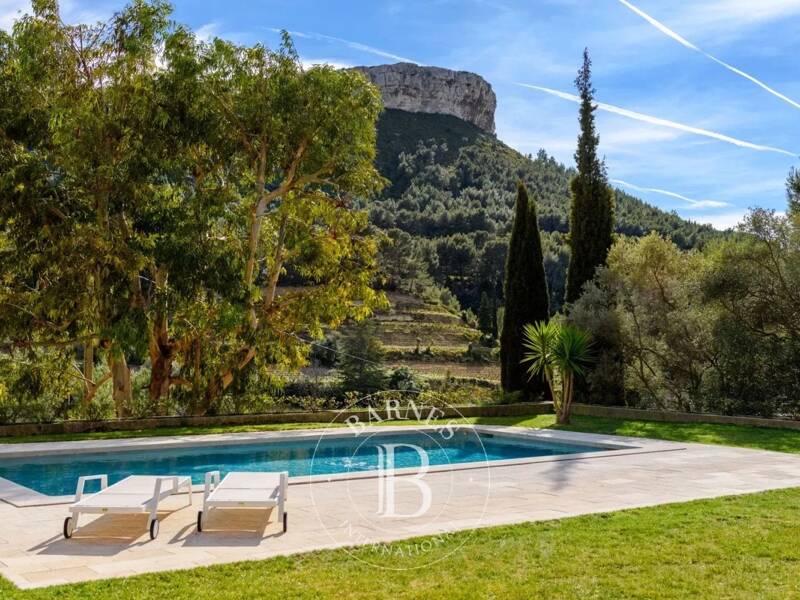 Maison à vendre, 250m², CASSIS