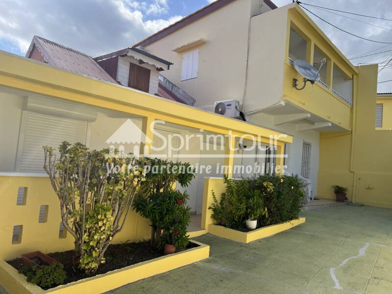 Maison à louer, 67m², BASSE TERRE