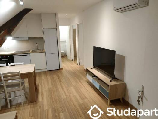 Colocation à louer 350 € 1 pièce 2 chambres 11 m² 2ème étage Faidherbe-Maupas Nevers 58000