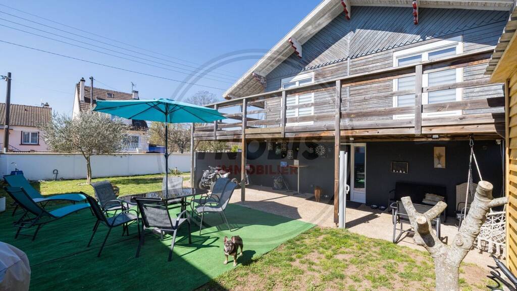 Maison à vendre 325 000 € 5 pièces 3 chambres 96 m² 426 m² de terrain Nord Est Epone Epone 78680
