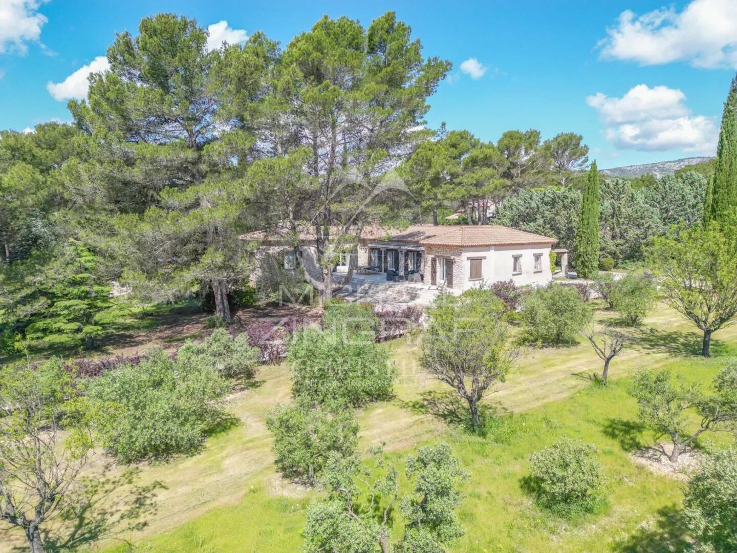 Maison à vendre, 470m², LOURMARIN