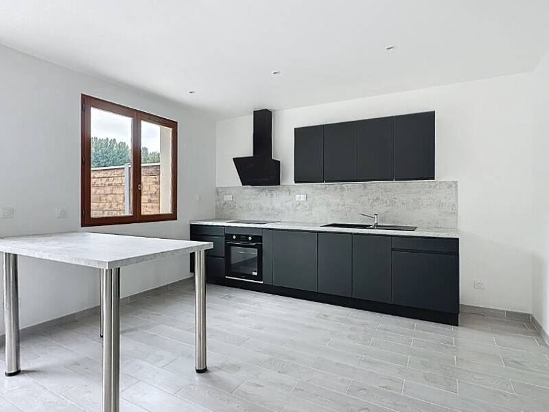 Maison à louer, 88m², SALLES