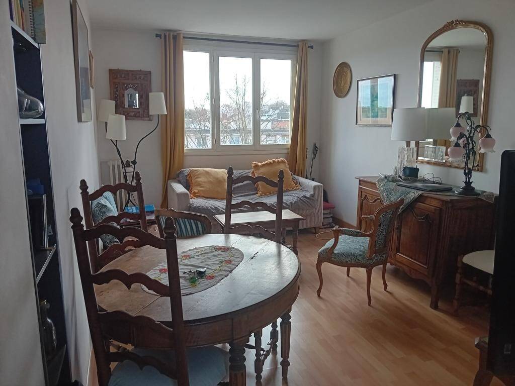 Maison à louer, 10m², IVRY SUR SEINE
