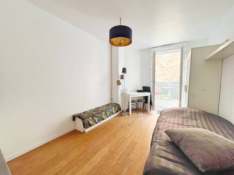 Maison à louer, 16m², PARIS 18E