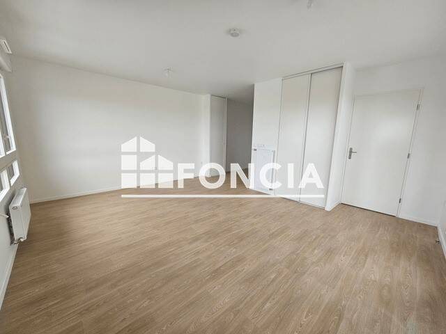 Maison à louer, 34m², IVRY SUR SEINE