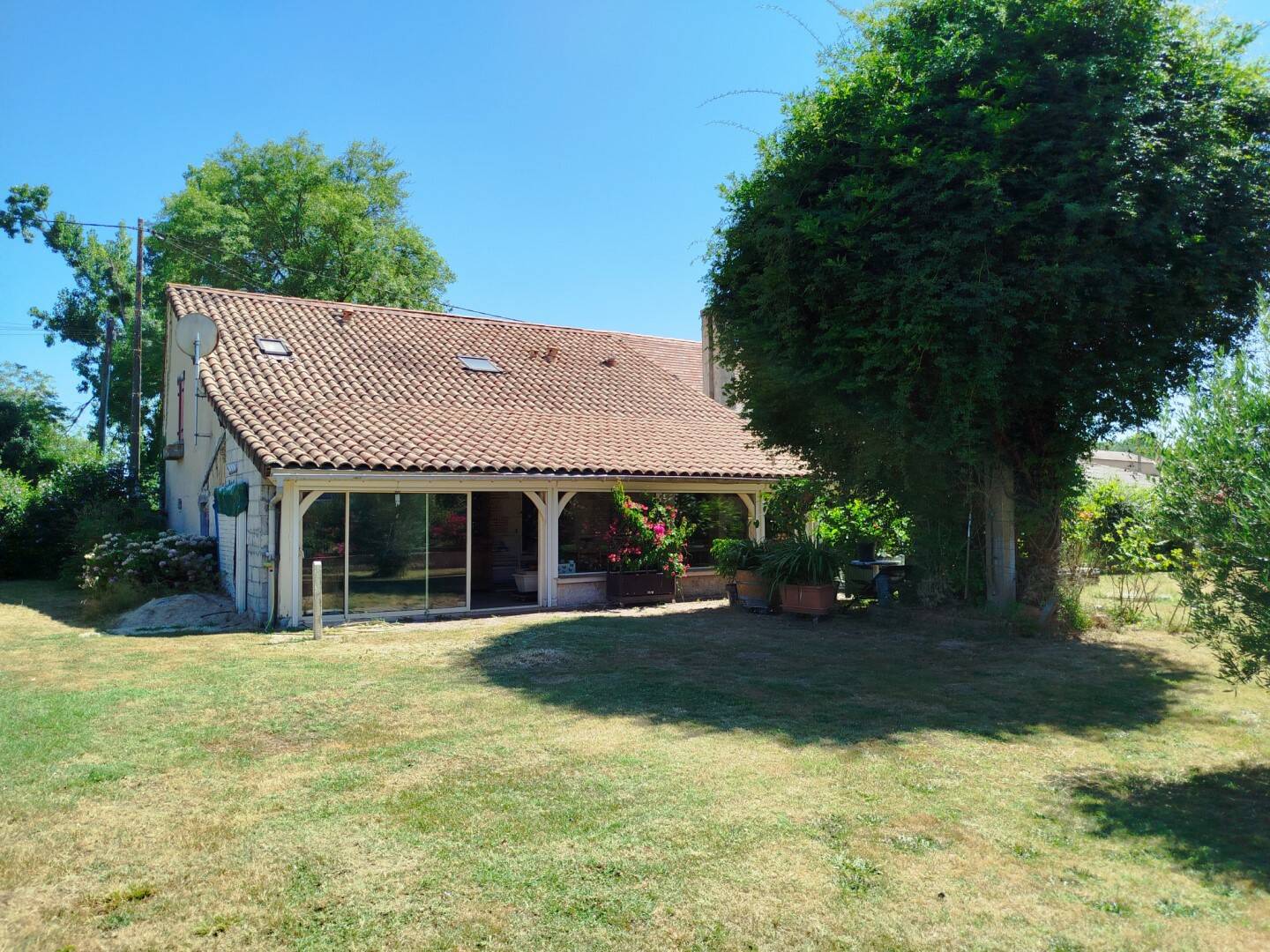 Maison à vendre, 215m², SAINT PIERRE D'EYRAUD