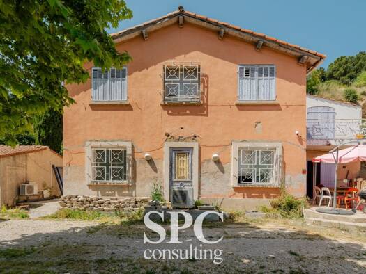 Villa à vendre 475 000 € 11 pièces 4 chambres 194 m² 965 m² de terrain Marseille 12ème arrondissement 13012