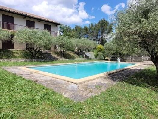 Maison à vendre 390 000 € 6 pièces 3 chambres 165 m² 4 200 m² de terrain Saint-Hilaire-de-Brethmas 30560