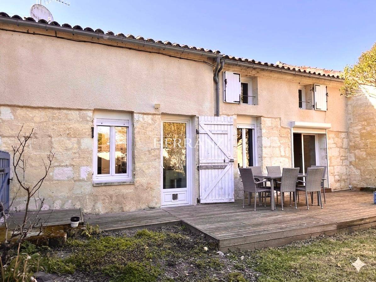 Maison à vendre, 124m², LIBOURNE