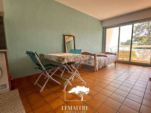 Appartement à vendre 143 850 € 2 pièces 1 chambre 37 m² Étage 2/2 La Palmyre 17570
