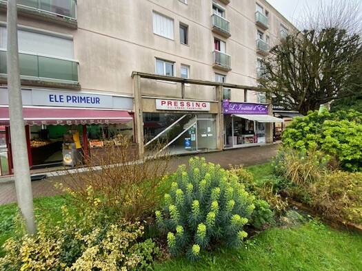 Boutique à louer 1 600 € 65 m² de surface de vente Pastières Chartres 28000