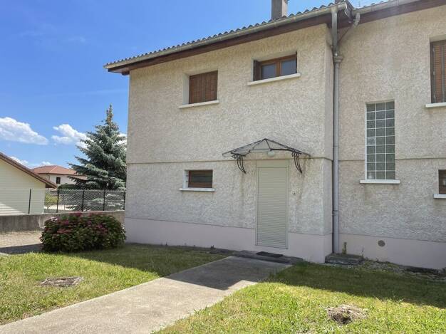 Maison à vendre 229 900 € 3 pièces 2 chambres 107 m² Le Grand-Lemps 38690