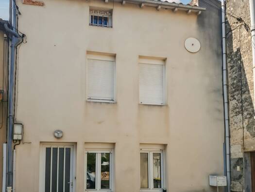 Maison à vendre 128 000 € 3 pièces 2 chambres 65 m² 42 m² de terrain Saint Florent Niort 79000