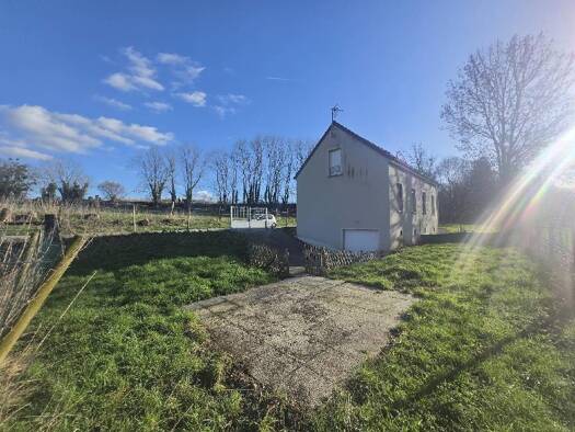 Maison à louer 1 027 € 3 pièces 1 chambre 53 m² 400 m² de terrain Villenoy 77124