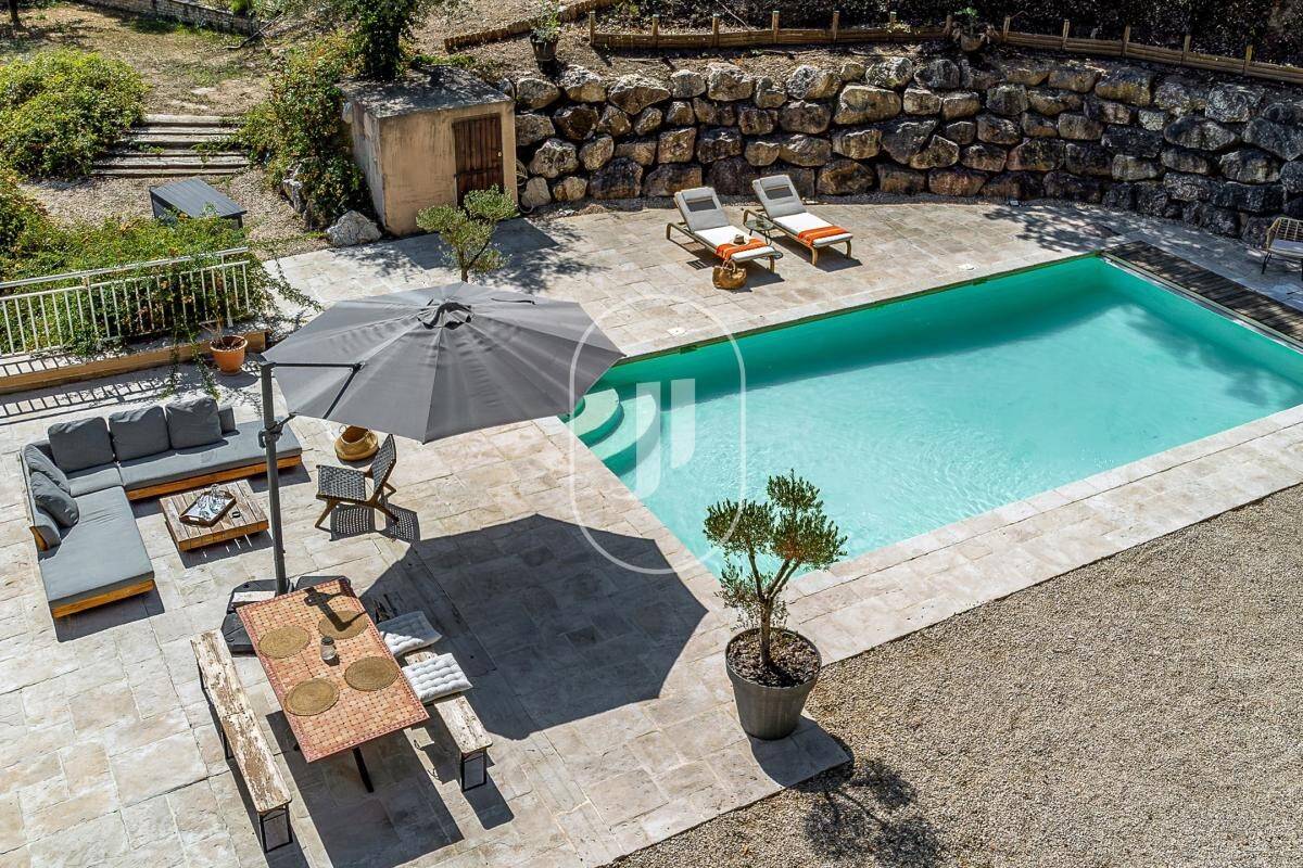 Maison à vendre, 300m², SAINT MARC JAUMEGARDE
