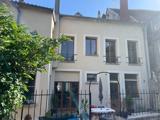 Maison à vendre 169 900 € 7 pièces 5 chambres 200 m² 433 m² de terrain La Ferté-sous-Jouarre 77260