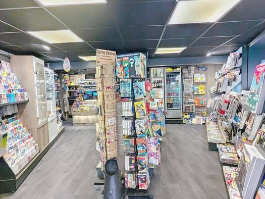 Boutique à vendre Fonds de commerce 340 000 € 2 pièces 80 m² de surface de vente Sud Vizille 38220