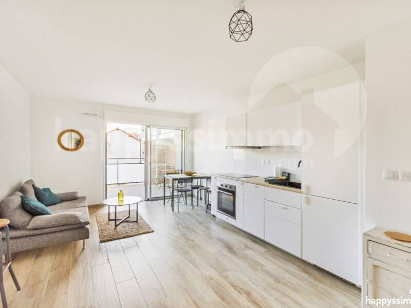 Maison à louer, 46m², HYERES