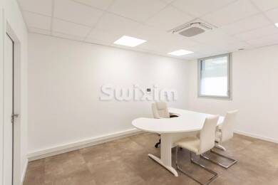 Local commercial à louer 750 € 17,9 m² de surface de vente Sallenôves 74270