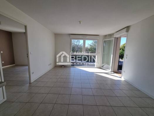 Appartement à vendre 157 900 € 2 pièces 1 chambre 44,4 m² Étage 2/2 Cenon 33150