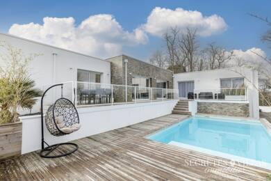 Maison de plain-pied à vendre 665 000 € 6 pièces 3 chambres 193 m² 950 m² de terrain Salleboeuf 33370