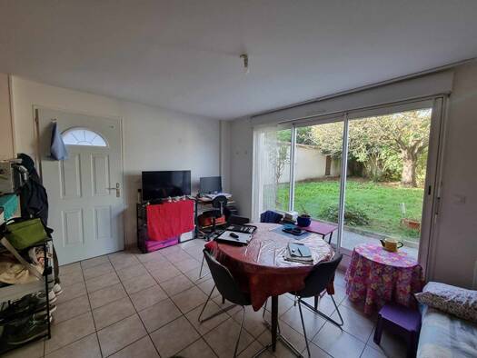 Immeuble à vendre 339 000 € 182 m² Zup Nord Provins 77160