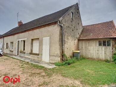 Maison de plain-pied à vendre 49 800 € 4 pièces 3 chambres 96,4 m² 730 m² de terrain Beaune-d'Allier 03390