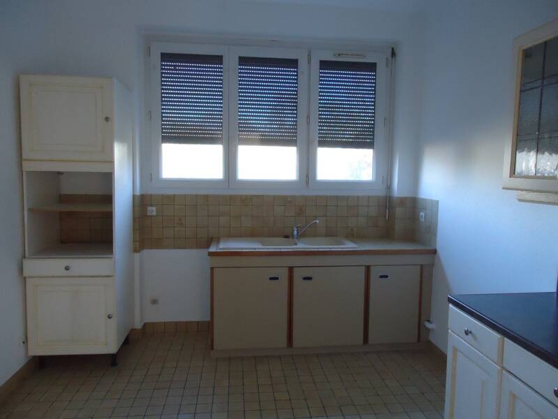 Maison à louer, 101m², VARENNES VAUZELLES