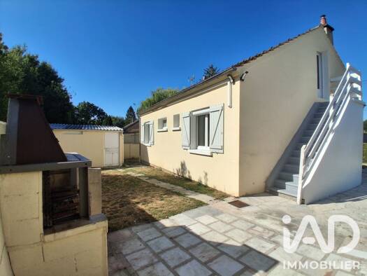 Maison à vendre 219 000 € 4 pièces 3 chambres 74 m² 485 m² de terrain Crouy-sur-Ourcq 77840