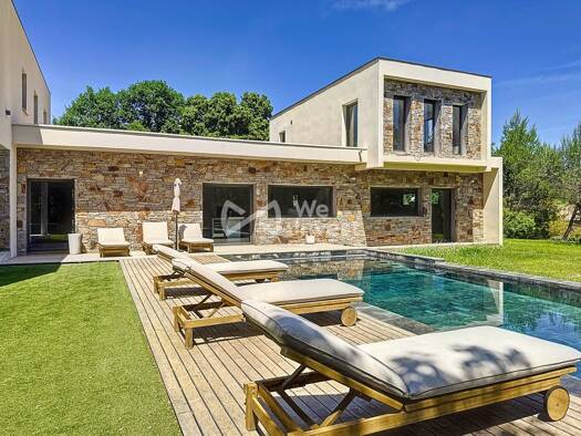 Villa à vendre 1 600 000 € 5 pièces 4 chambres 280 m² 1 390 m² de terrain Montpellier 34000