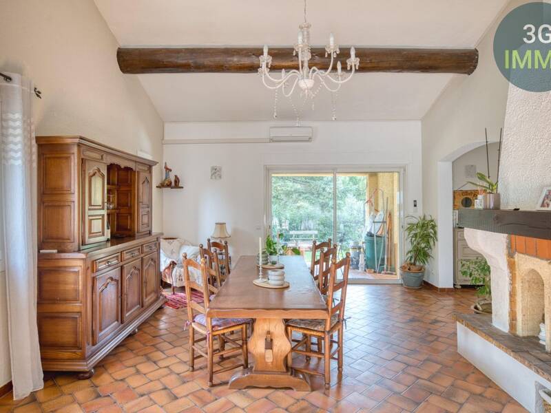 Maison à vendre, 167m², BAGNOLS SUR CEZE