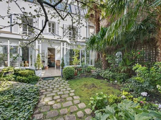 Maison à vendre 1 680 000 € 5 pièces 2 chambres 143,02 m² 75 m² de terrain Vaugirard-Parc des Expositions Paris 15ème arrondissement 75015