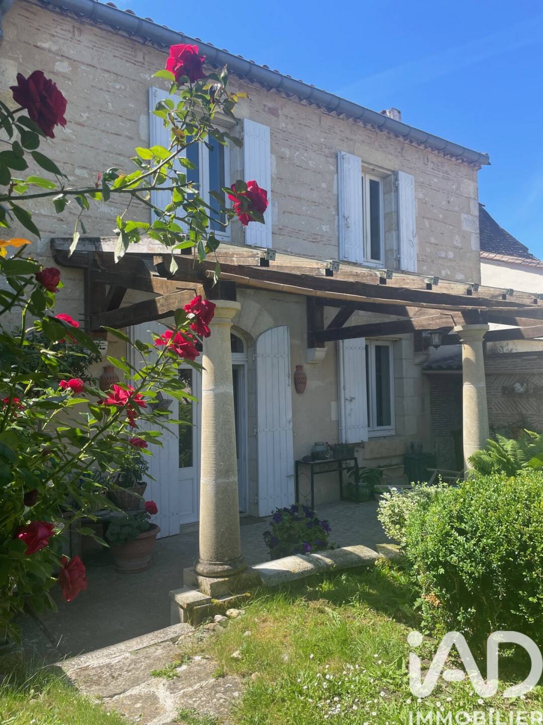 Maison à vendre, 251m², PORT SAINTE FOY ET PONCHAPT