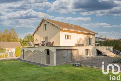 Pavillon à vendre 260 000 € 6 pièces 3 chambres 140 m² 3 800 m² de terrain Sécheval 08150