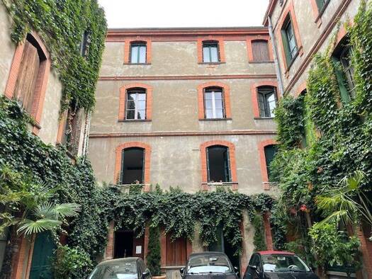 Appartement à vendre 110 000 € 1 pièce 19 m² 4ème étage Arnaud Bernard Toulouse 31000