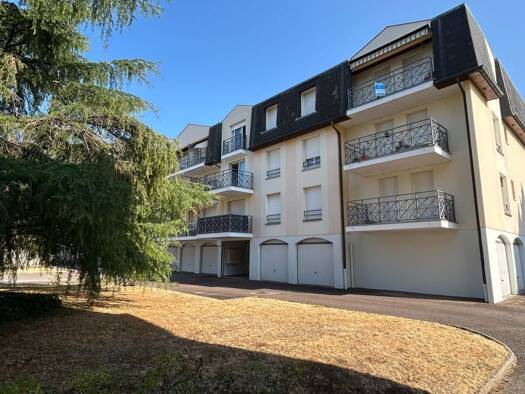Appartement à vendre 180 950 € 4 pièces 2 chambres 81 m² Étage 3/3 La Brégère Limoges 87100