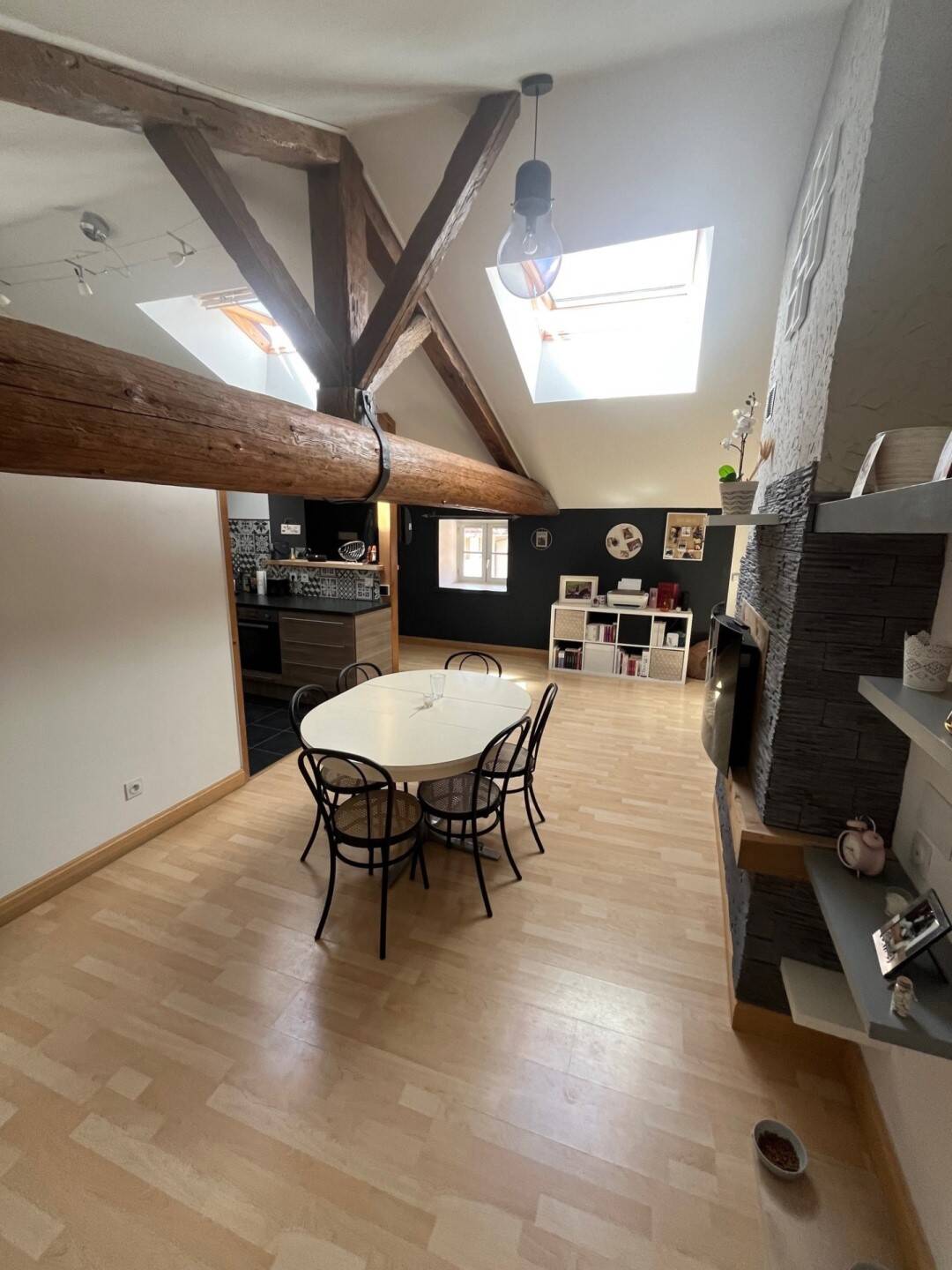 Maison à vendre, 95m², VAUX EN BEAUJOLAIS