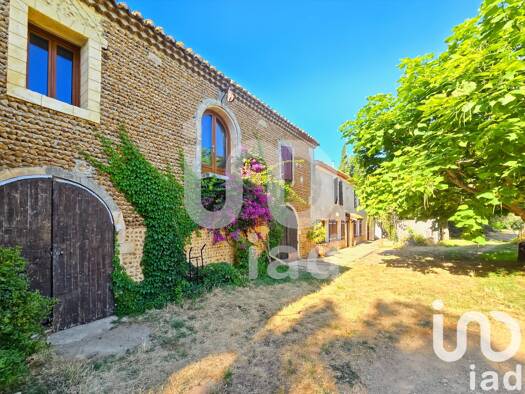 Mas à vendre 593 000 € 10 pièces 5 chambres 252 m² 5 455 m² de terrain Beauséjour-La Fameuse-Moulès Arles 13200