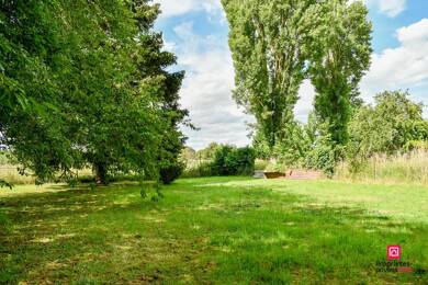 Ferme à vendre 350 000 € 1 pièce 1 chambre 2 000 m² de terrain Ouest Nord Othis 77280