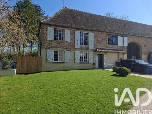 Maison à vendre 295 000 € 4 pièces 3 chambres 148 m² 1 502 m² de terrain Palleau 71350