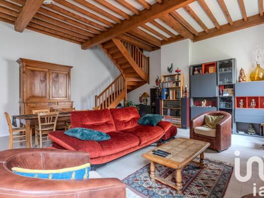Appartement à vendre 200 000 € 4 pièces 3 chambres 135 m² Étage 1/1 Badouillère-Saint Roch-Valbenoîte Saint-Étienne 42100