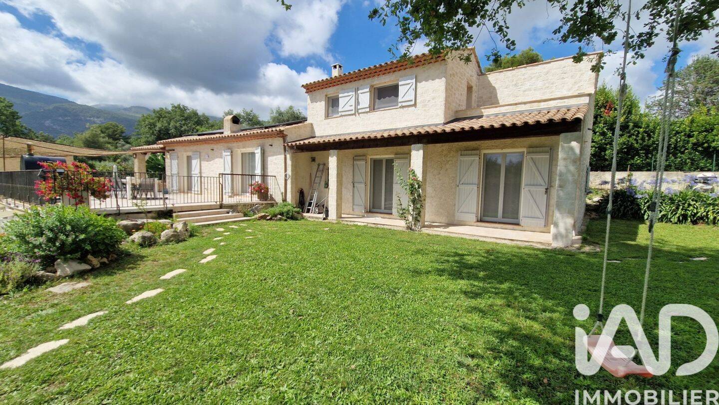 Maison à vendre, 217m², TOURRETTES SUR LOUP