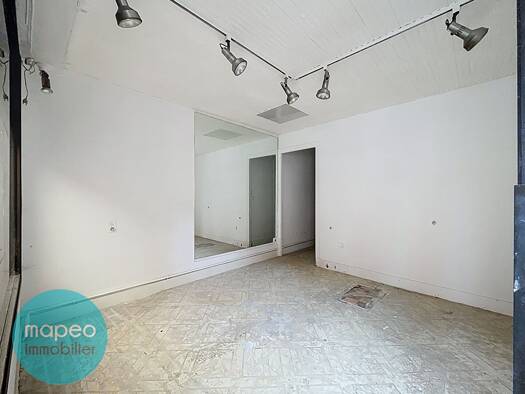 Maison à vendre 64 000 € 6 pièces 3 chambres 89 m² 30 m² de terrain La Fère 02800